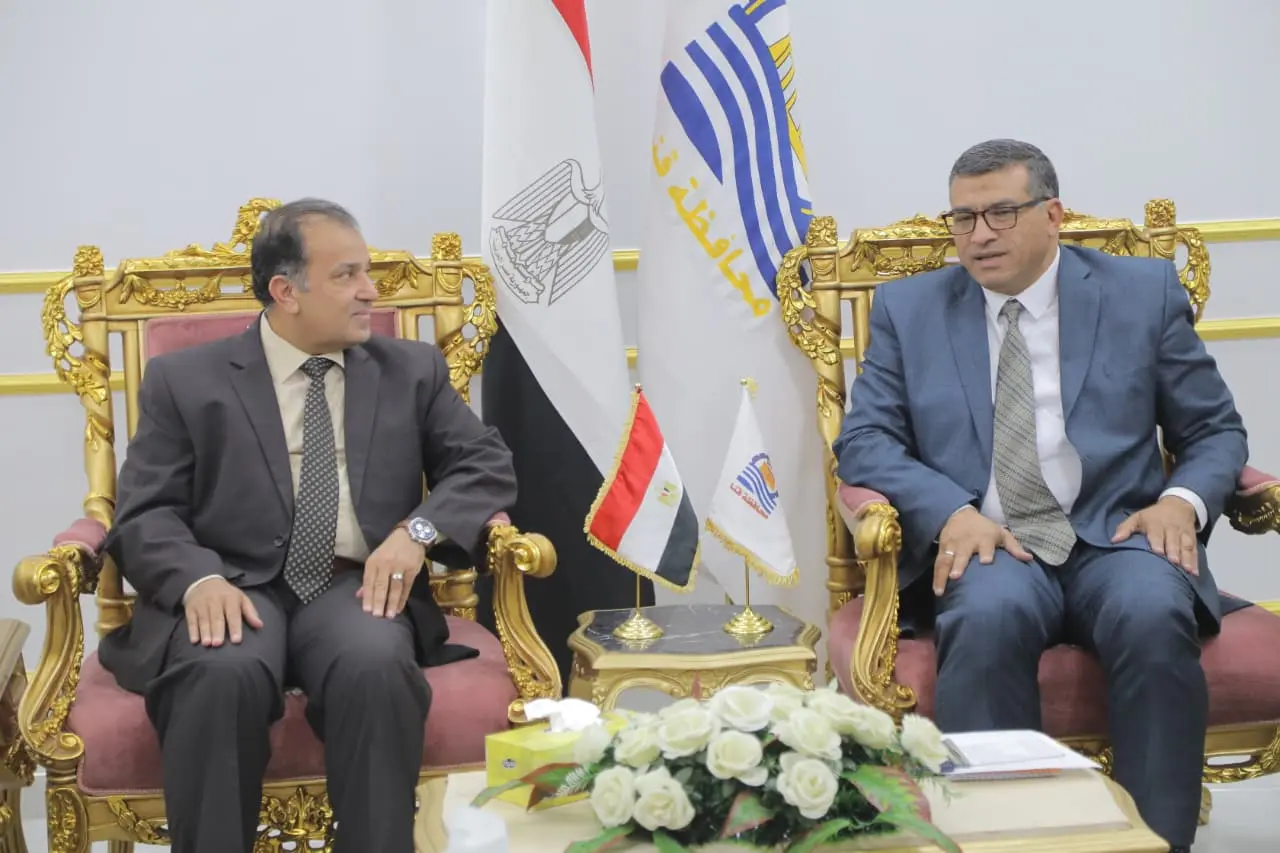 محافظ قنا يستقبل رئيس جامعة قنا والوفد المرافق له لتهنئته بتوليه مهام منصبه