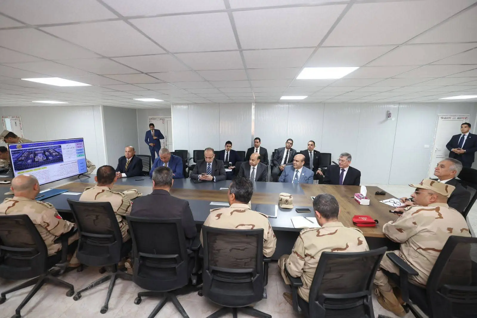 وزير العدل يتفقد مشروع مدينة العدالة بالعاصمة الجديدة - 1000419617