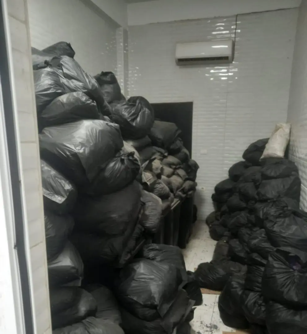 "بيئة قنا" توضح حقيقة وجود مخلفات طبية خطرة بمستشفى قفط التخصصي - 1000424829