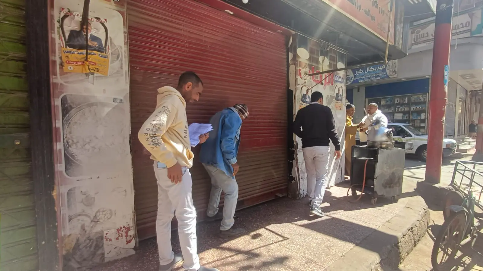 غلق وتشميع 8 محال وتوجيه 50 إنذارًا لمخالفين خلال حملة مكثفة بنجع حمادي - 1000427735