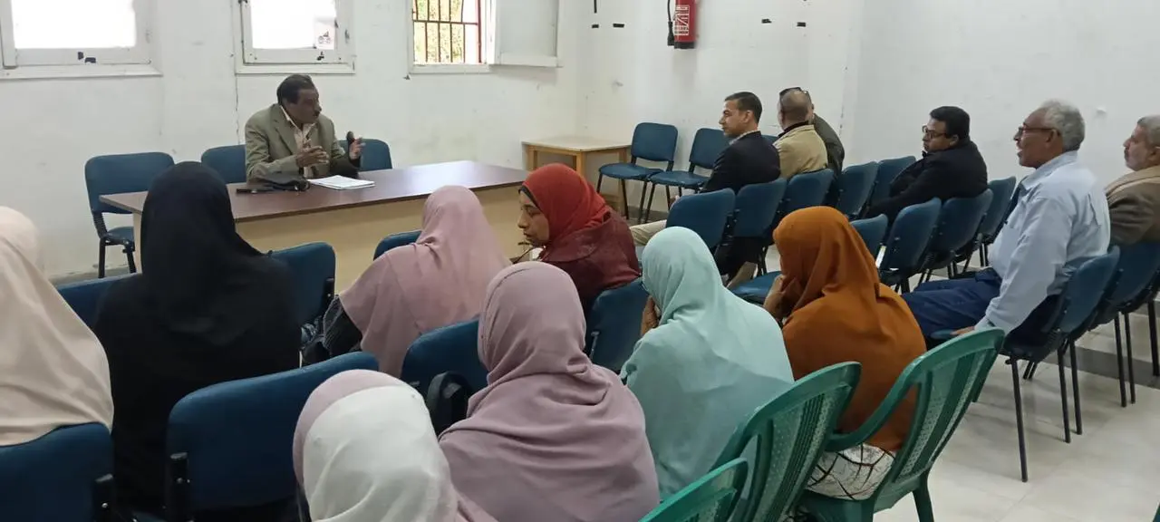 ثقافة قنا يطلق سلسلة لقاءات توعوية لتعزيز قيم التراحم والتواصل المجتمعي - 1000429866