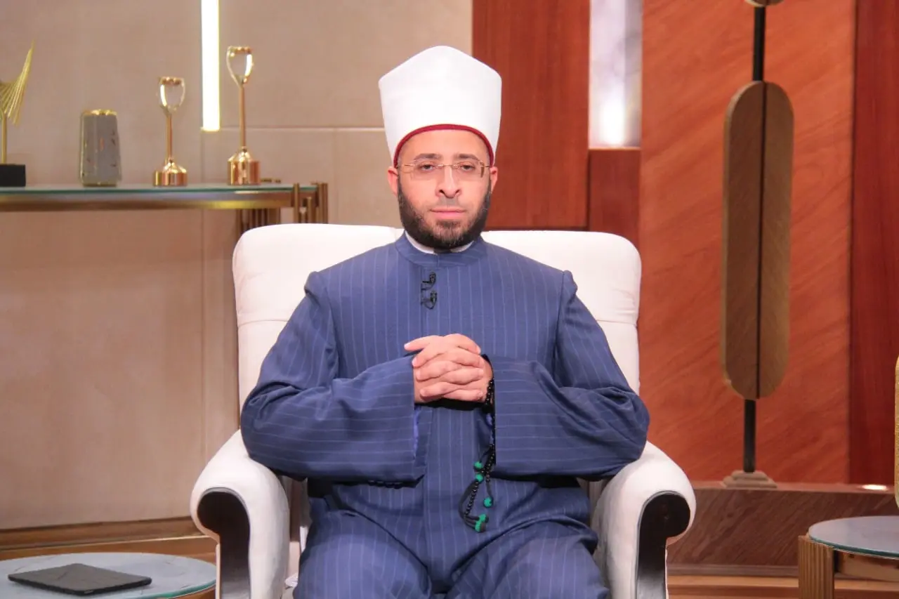 محافظ قنا يهنئ الرئيس السيسي بذكرى انتصارات العاشر من رمضان - 1000429904