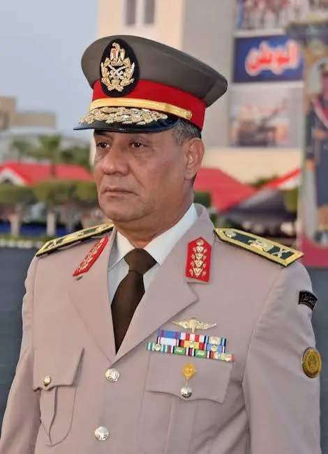 محافظ قنا يهنئ الرئيس السيسي بذكرى انتصارات العاشر من رمضان - 1000429913