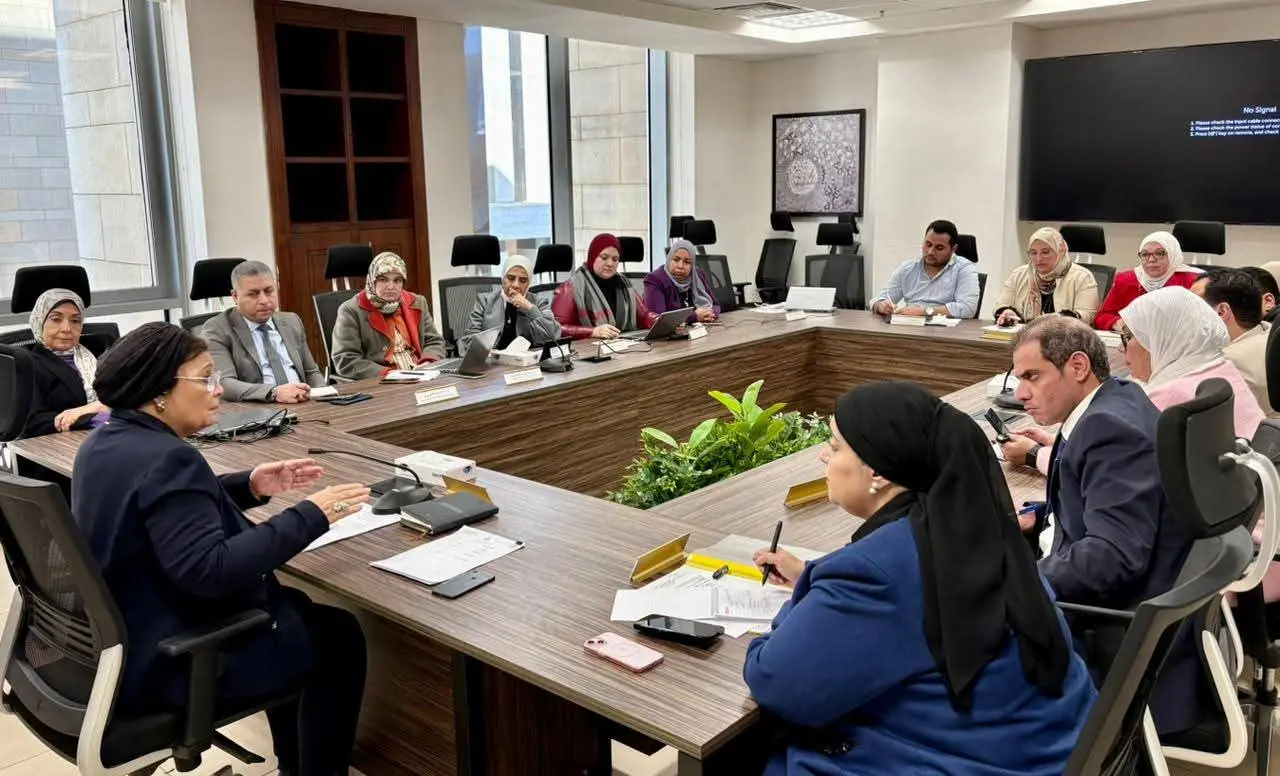 نائب وزير الصحة تعقد اجتماعًا لمتابعة مؤشرات المواليد وتطوير خدمات الرعاية الصحية الأولية
