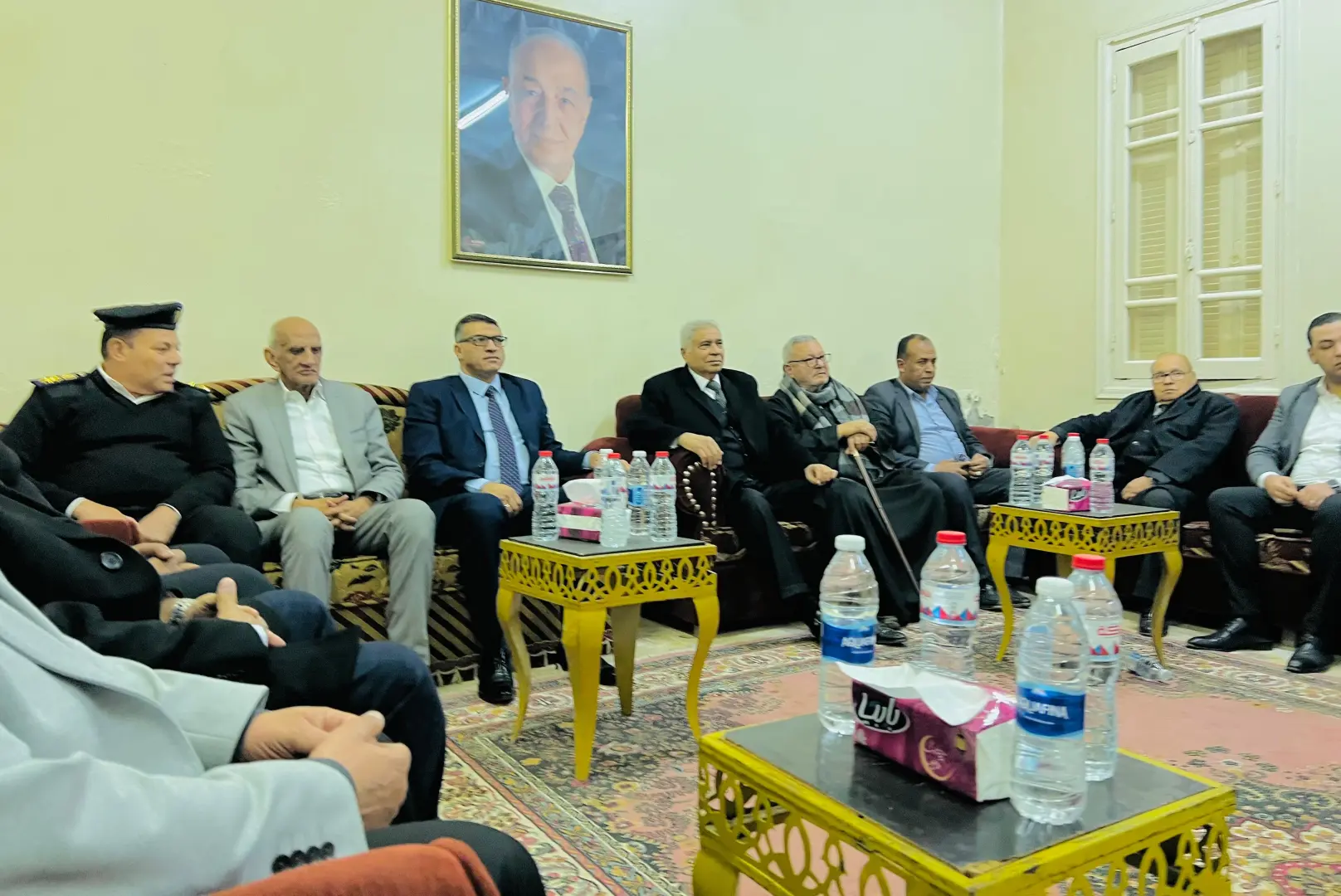 محافظ قنا يقدم واجب العزاء لأسرة "شيخ الإذاعيين" فهمي عمر رئيس الإذاعة المصرية الأسبق - 1000430512