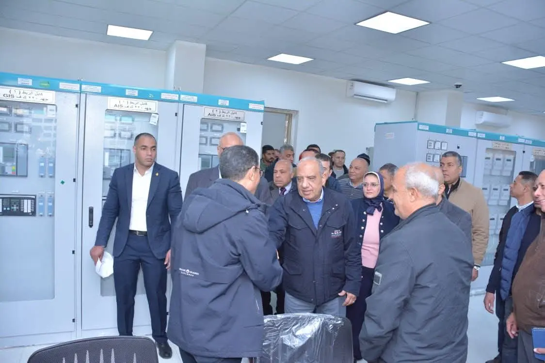 وزير الكهرباء يفتتح محطة محولات برج العرب الترفيهية ويشدد على استقرار التغذية بالمنطقة الشمالية الغربية - 1000432234
