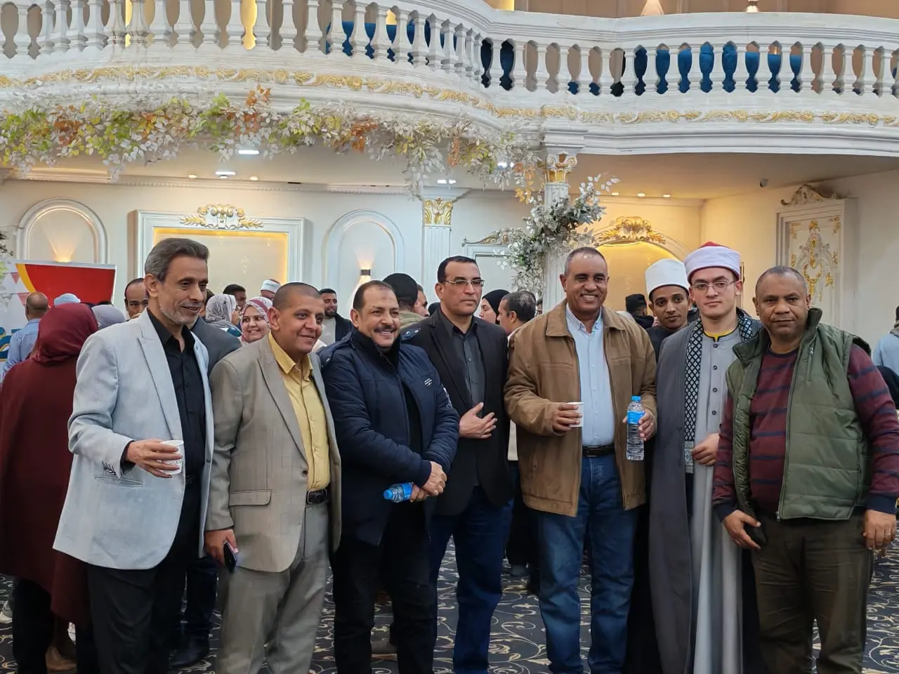 إفطار "أنا مصري" الرمضاني الثالث عشر يجمع أكثر من 600 مشارك بقنا - 1000432297