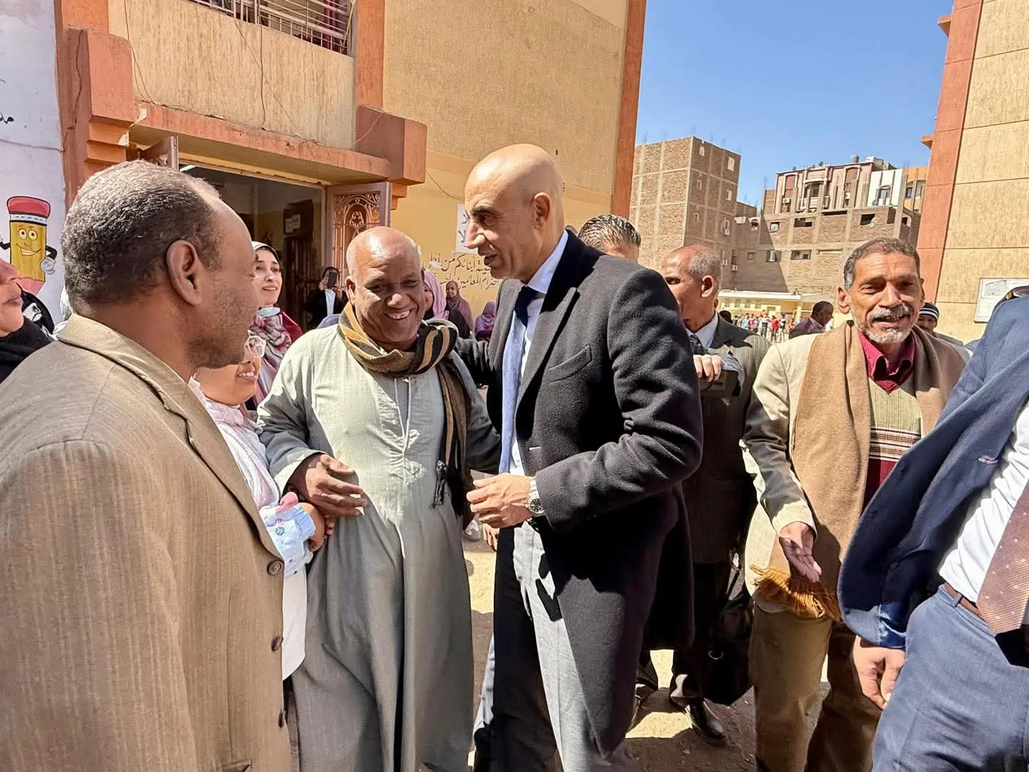 وزير التعليم يواصل جولته في قنا لمتابعة العملية التعليمية في مدارس قوص - 1000436436