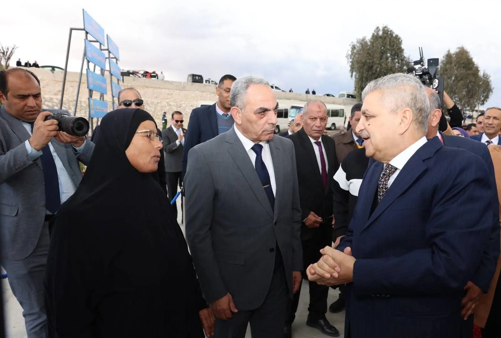 في ذكرى العاشر من رمضان.. افتتاح المحور الرابع لعبور القناة بالإسماعيلية وتعزيز الربط مع سيناء - 1000436745