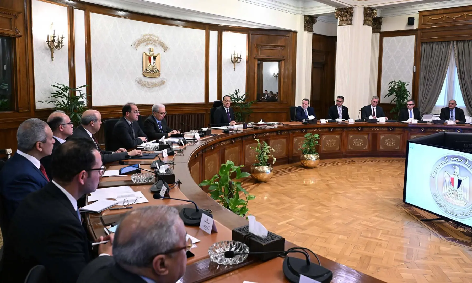 رئيس الوزراء: تحديث السيناريوهات المتكاملة للتعامل مع تداعيات العمليات الأمريكية الإسرائيلية ضد إيران