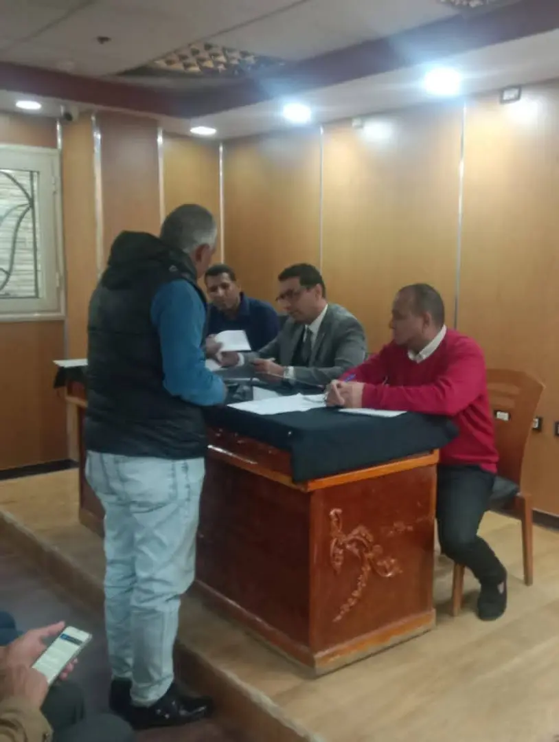 نائب محافظ الأقصر يبحث 37 طلبًا وشكوى خلال اللقاء المفتوح مع المواطنين - 1000436897
