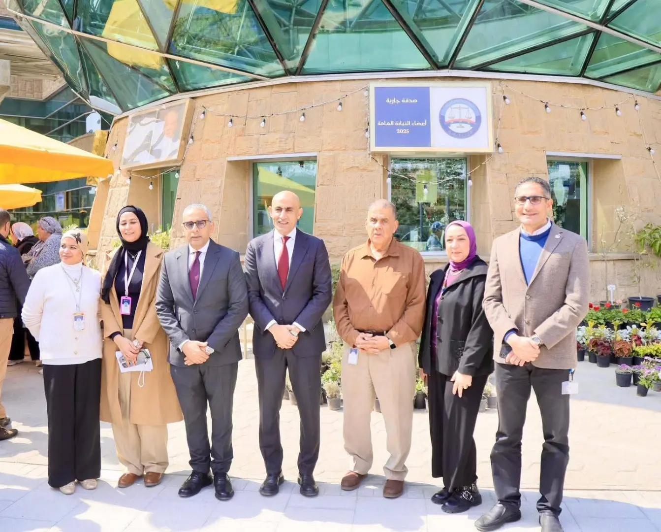 وزير التربية والتعليم يزور مستشفى "٥٧٣٥٧" لعلاج سرطان الأطفال..ويشيد بالدور الإنساني والعلمي للمستشفى - 1000439444