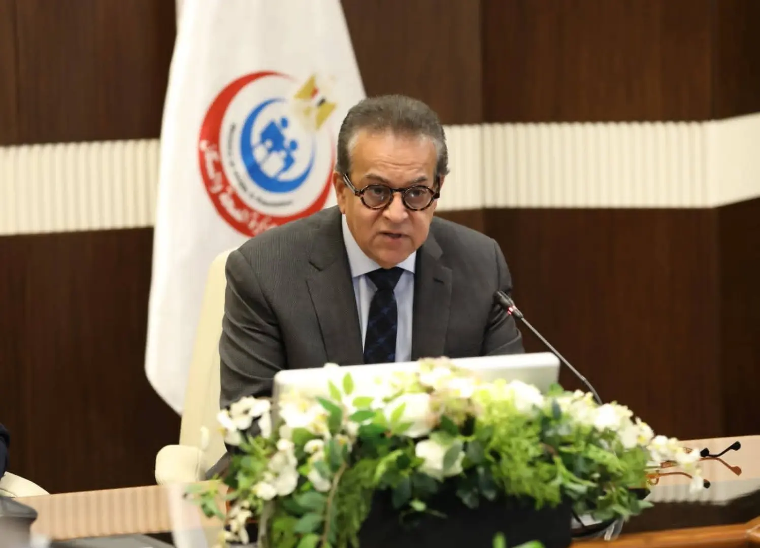 وزيرا الصحة والتعليم العالي يبحثان إدراج المستشفيات الجامعية في منظومة التأمين الصحي الشامل - 1000441942