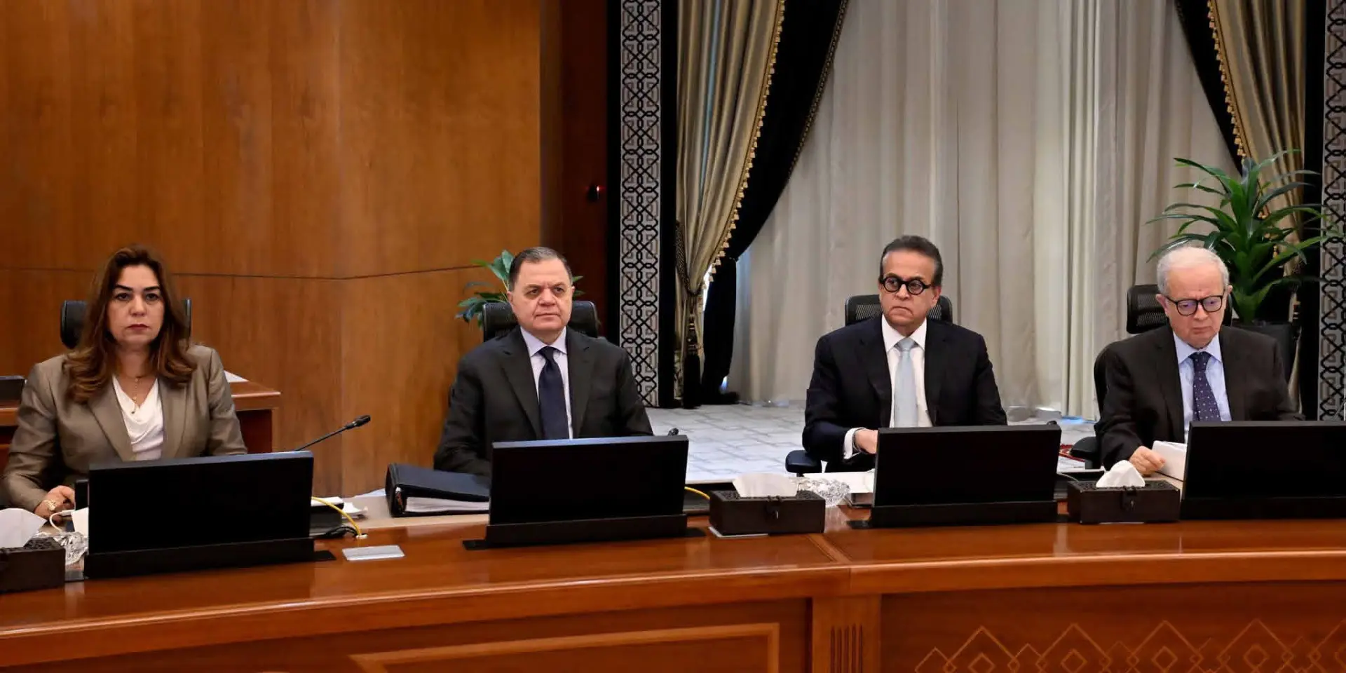 مدبولي: تكليفات للوزراء بمتابعة الأسواق ميدانياً للتأكد من توافر مختلف السلع بالأسعار المناسبة - 1000441954
