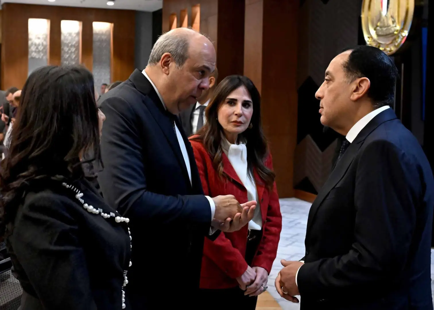 مدبولي: تكليفات للوزراء بمتابعة الأسواق ميدانياً للتأكد من توافر مختلف السلع بالأسعار المناسبة - 1000441963