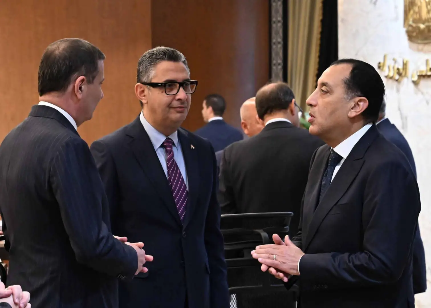 مدبولي: تكليفات للوزراء بمتابعة الأسواق ميدانياً للتأكد من توافر مختلف السلع بالأسعار المناسبة - 1000441964