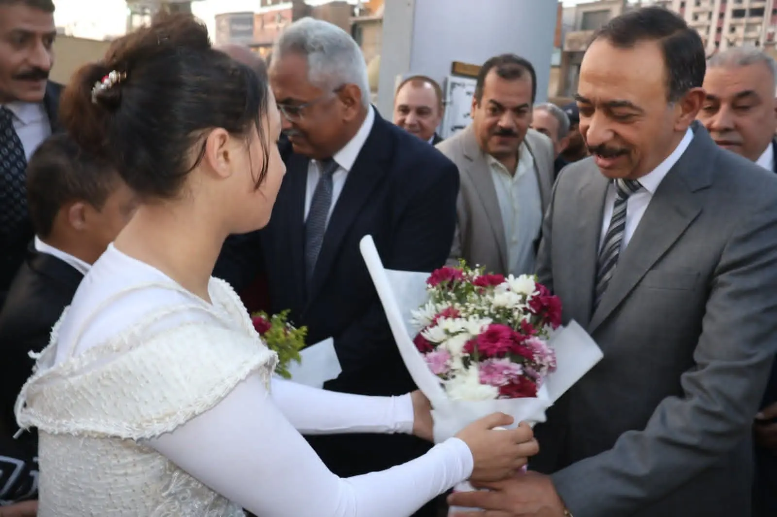 محافظ سوهاج يشارك في حفل الإفطار الجماعي لذوي الهمم - 1000442512
