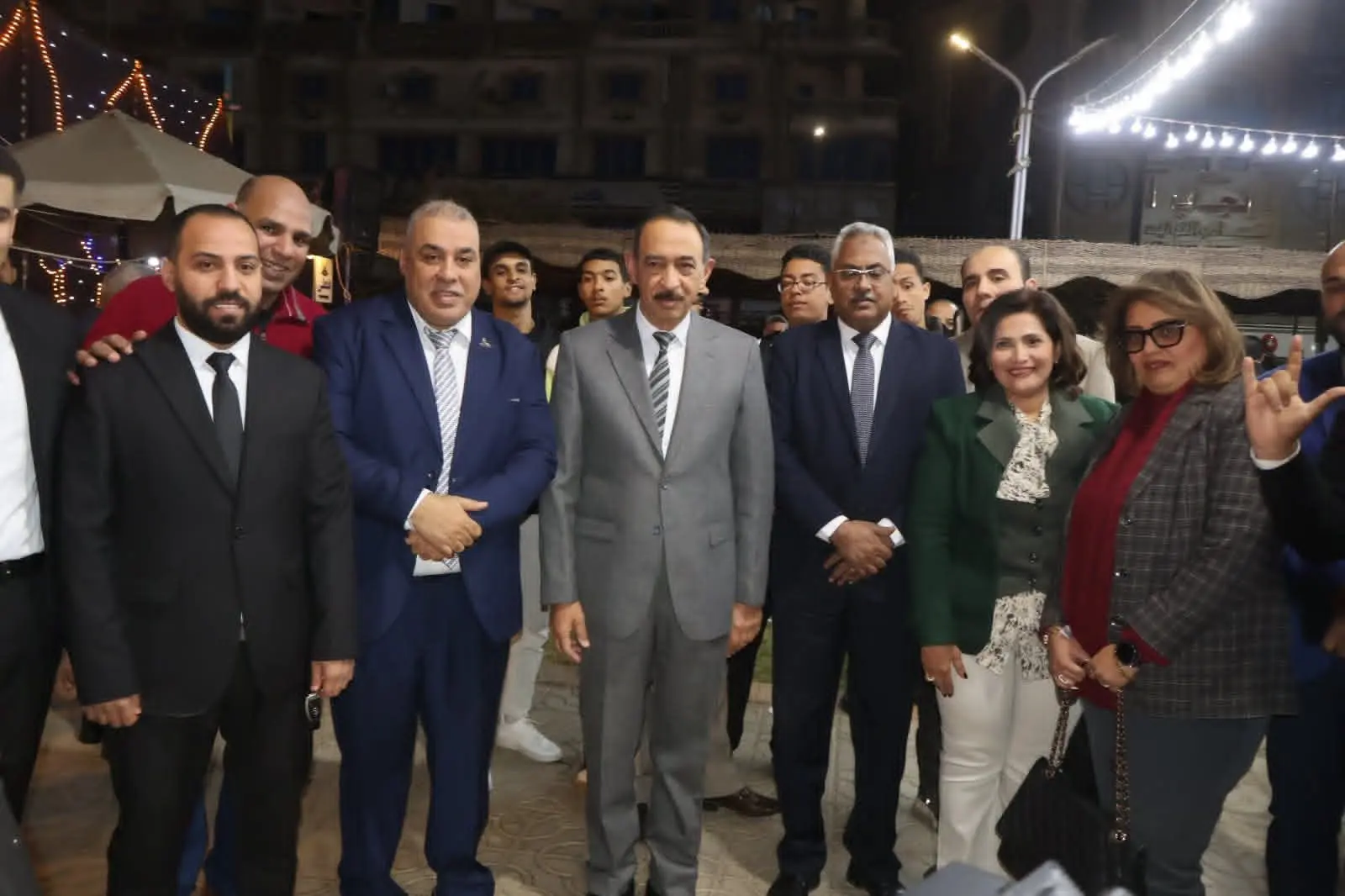 محافظ سوهاج يشارك في حفل الإفطار الجماعي لذوي الهمم - 1000442517
