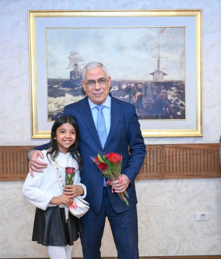 النائب العام يستقبل عددًا من أطفال مستشفى ٥٧٣٥٧ على مأدبة إفطار شهر رمضان المبارك - 1000442928