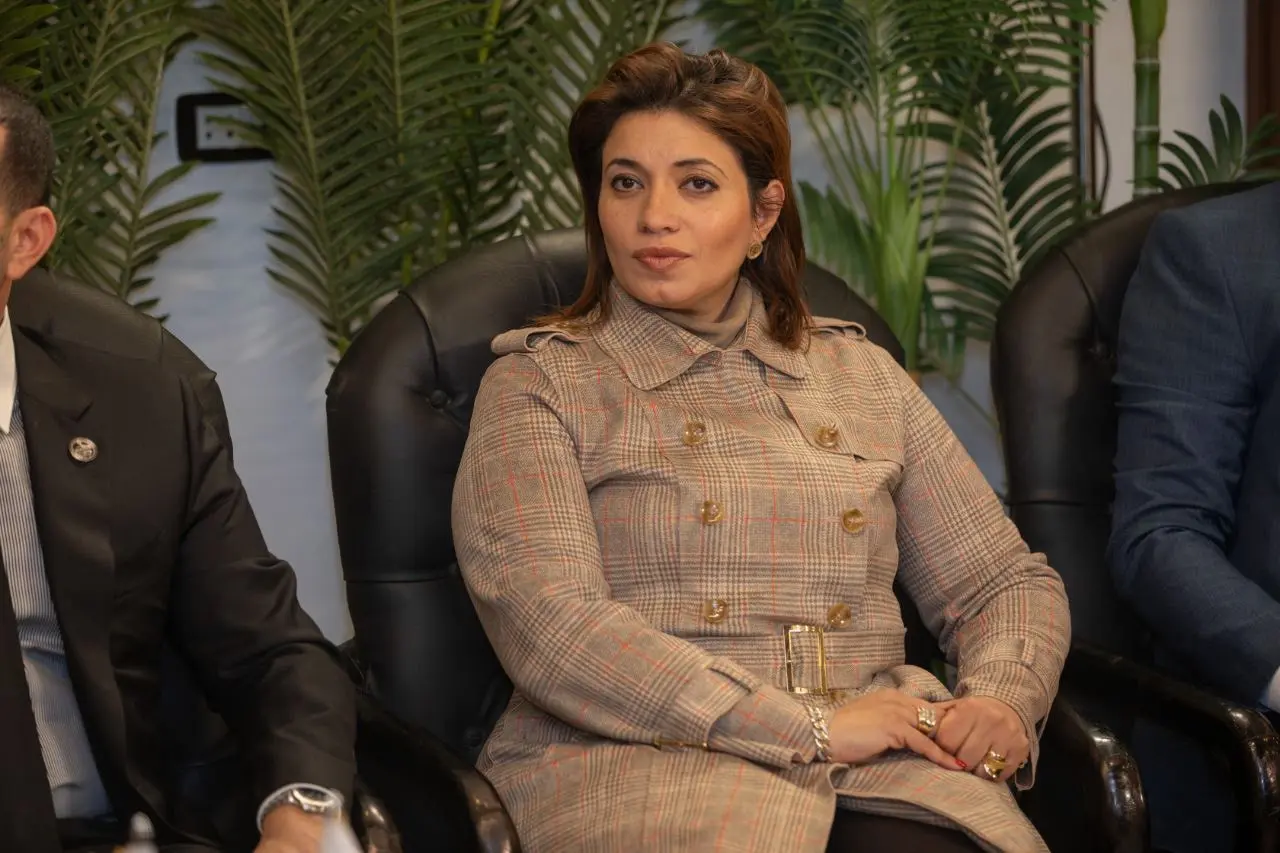 بحضور وزراء سابقين وأحزاب سياسية.. حزب الشعب الجمهوري ينظم صالونًا سياسيًا بعنوان “قانون الإدارة المحلية ودور الأحزاب في - 1000443988