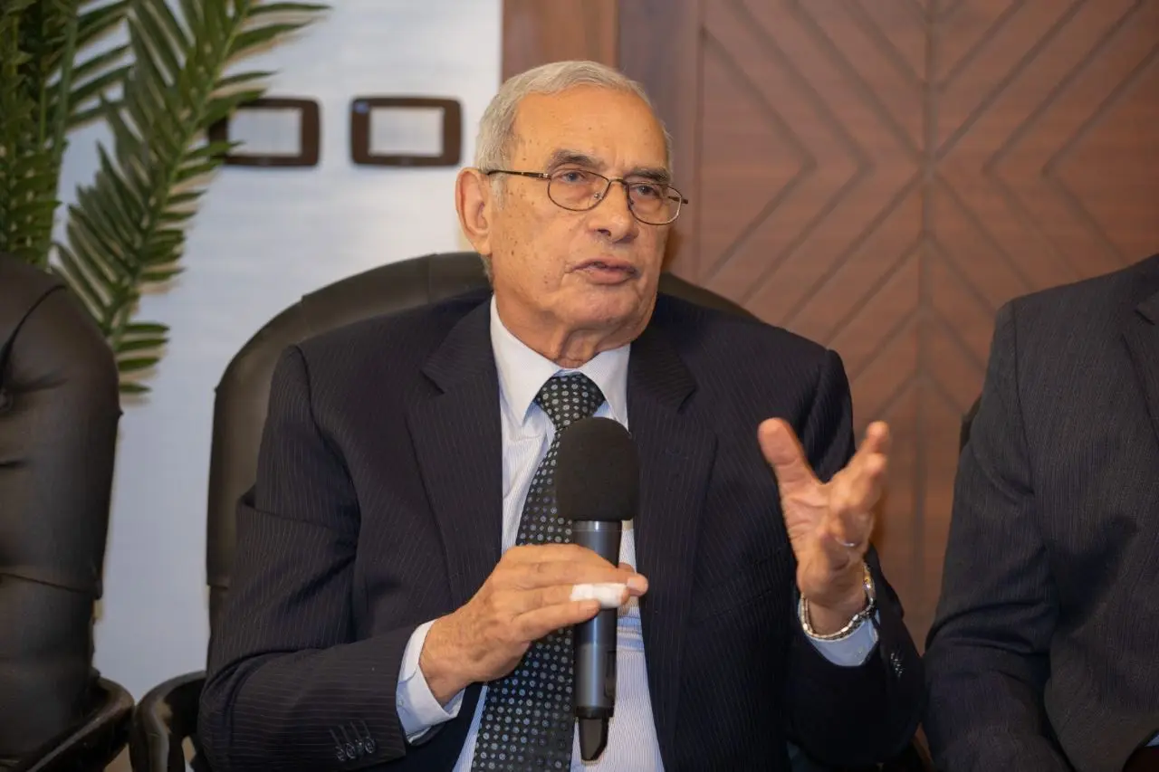 بحضور وزراء سابقين وأحزاب سياسية.. حزب الشعب الجمهوري ينظم صالونًا سياسيًا بعنوان “قانون الإدارة المحلية ودور الأحزاب في - 1000444006
