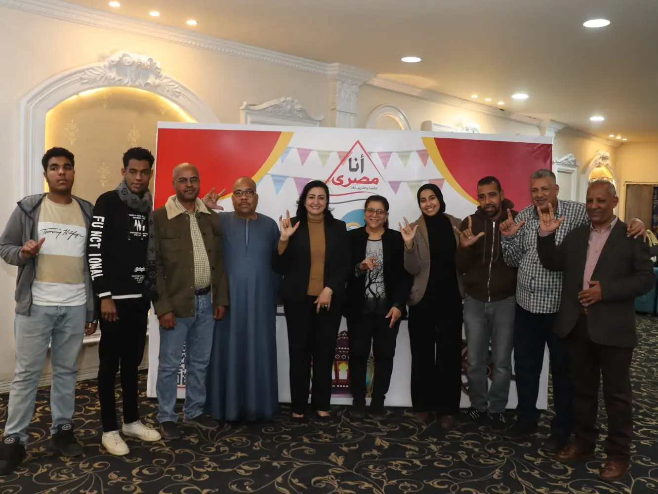 للعام السادس على التوالي.. «أنا مصري» بقنا تجمع ذوي الإعاقة وأسرهم على مائدة إفطار رمضاني - 1000445423