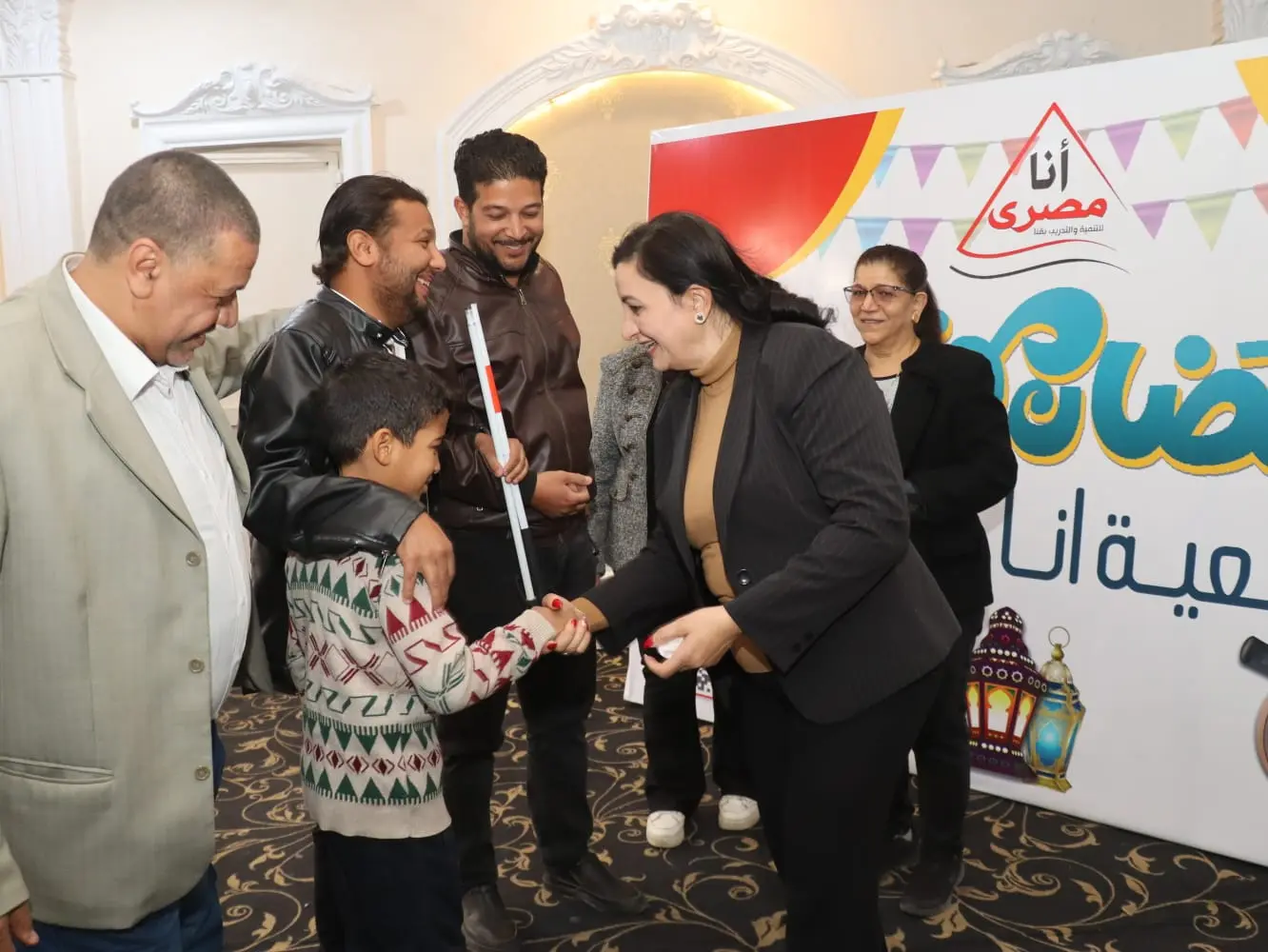 للعام السادس على التوالي.. «أنا مصري» بقنا تجمع ذوي الإعاقة وأسرهم على مائدة إفطار رمضاني - 1000445440