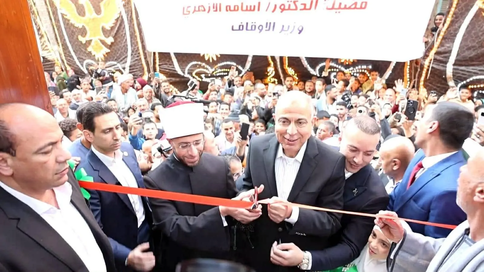وزير الأوقاف ومحافظ المنيا يفتتحان مسجد الشيخ محمد دوداي بقرية طنبدي بمغاغة