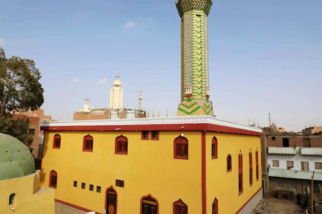 وزير الأوقاف ومحافظ المنيا يفتتحان مسجد الشيخ محمد دوداي بقرية طنبدي بمغاغة - 1000449257