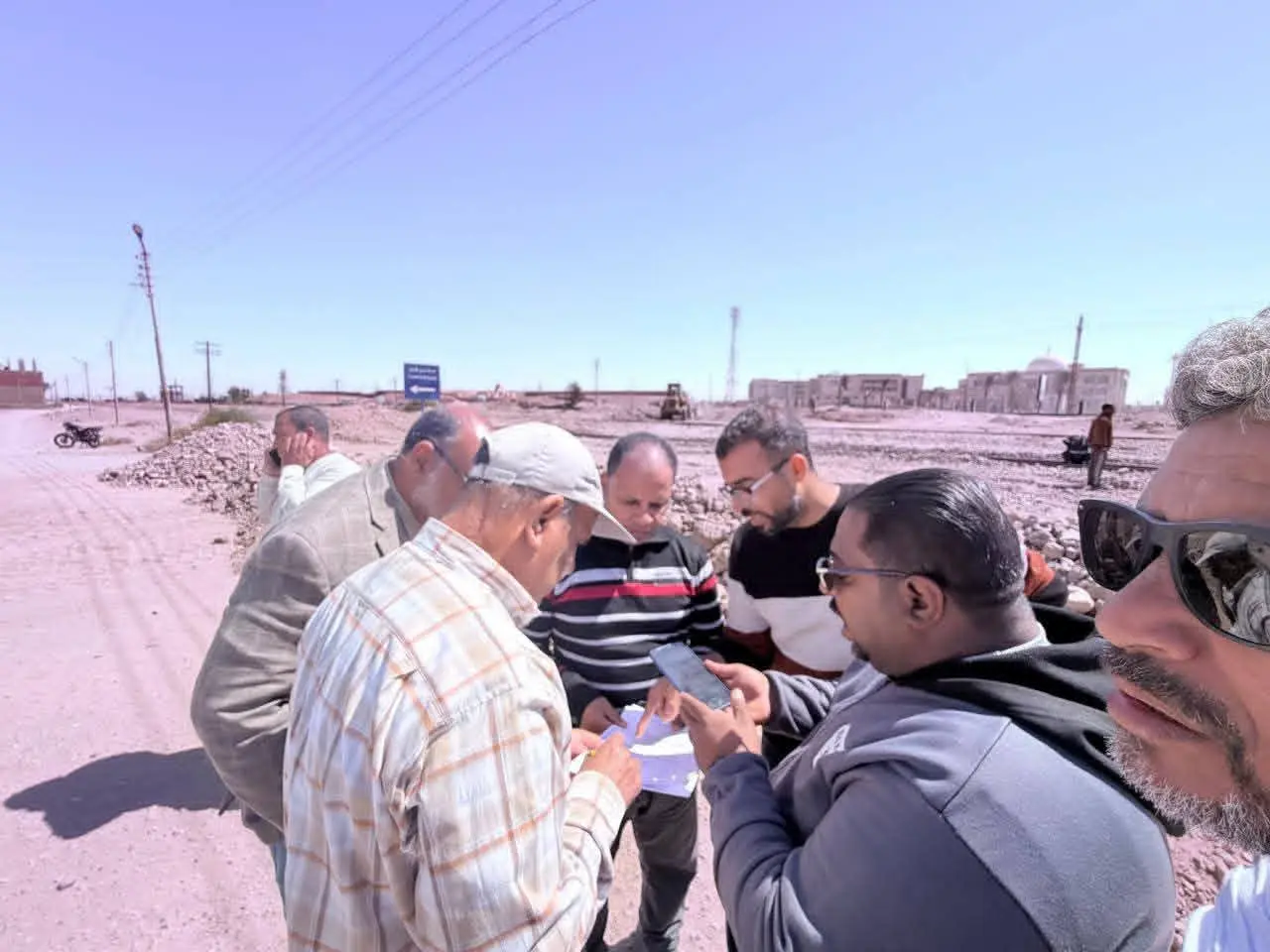 بدء تنفيذ مزلقان المدخل الجنوبي بمدينة قنا الجديدة