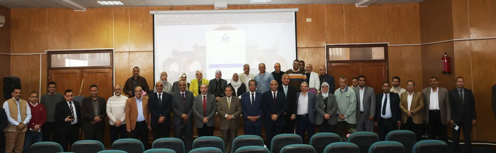 جامعة قنا تدشّن تطبيق «مرسال» للأرشفة الإلكترونية - 1000452153
