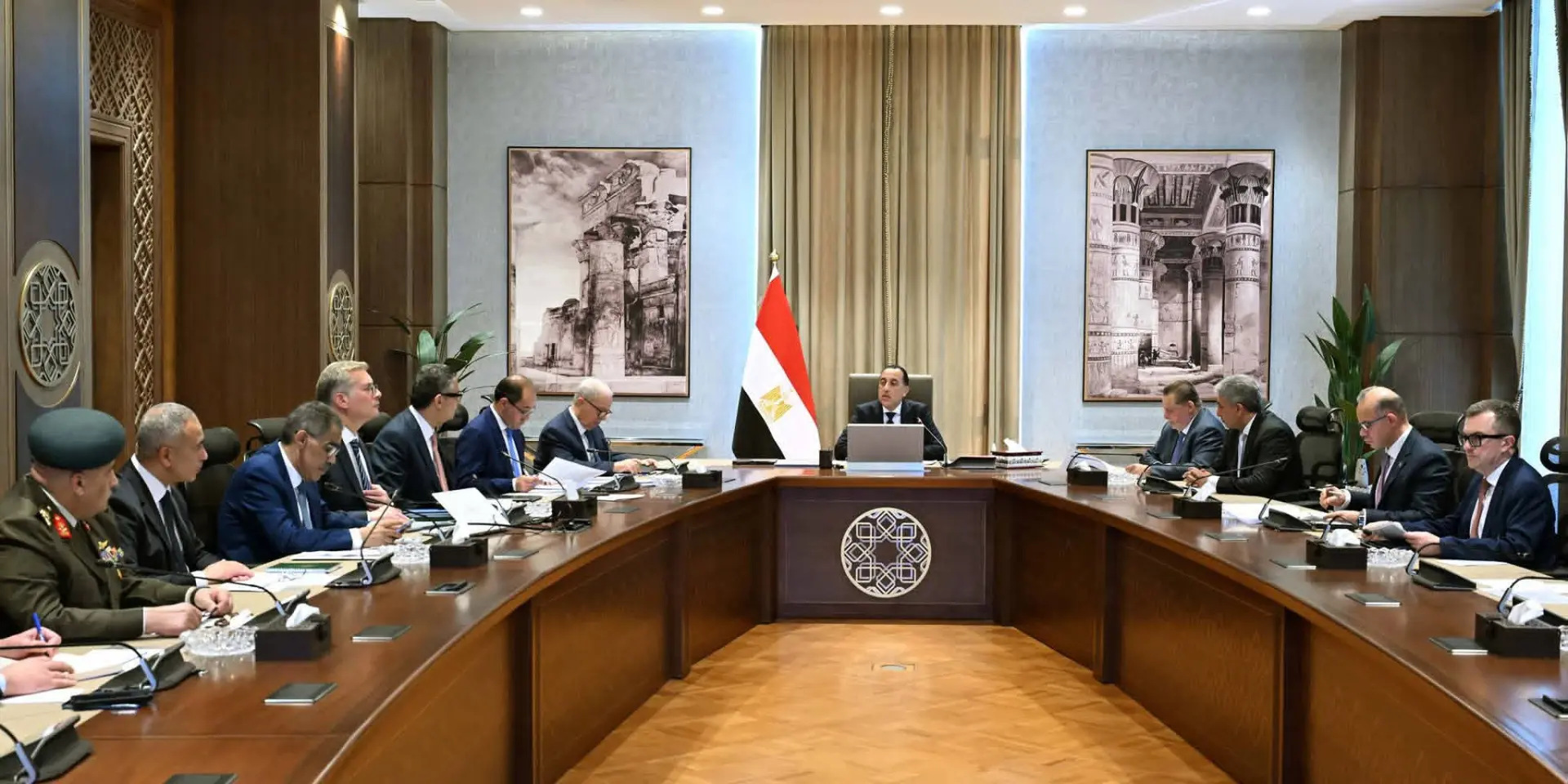 لجنة إدارة الأزمات المركزية: حزمة من الإجراءات الحكومية لترشيد الإنفاق والاستهلاك