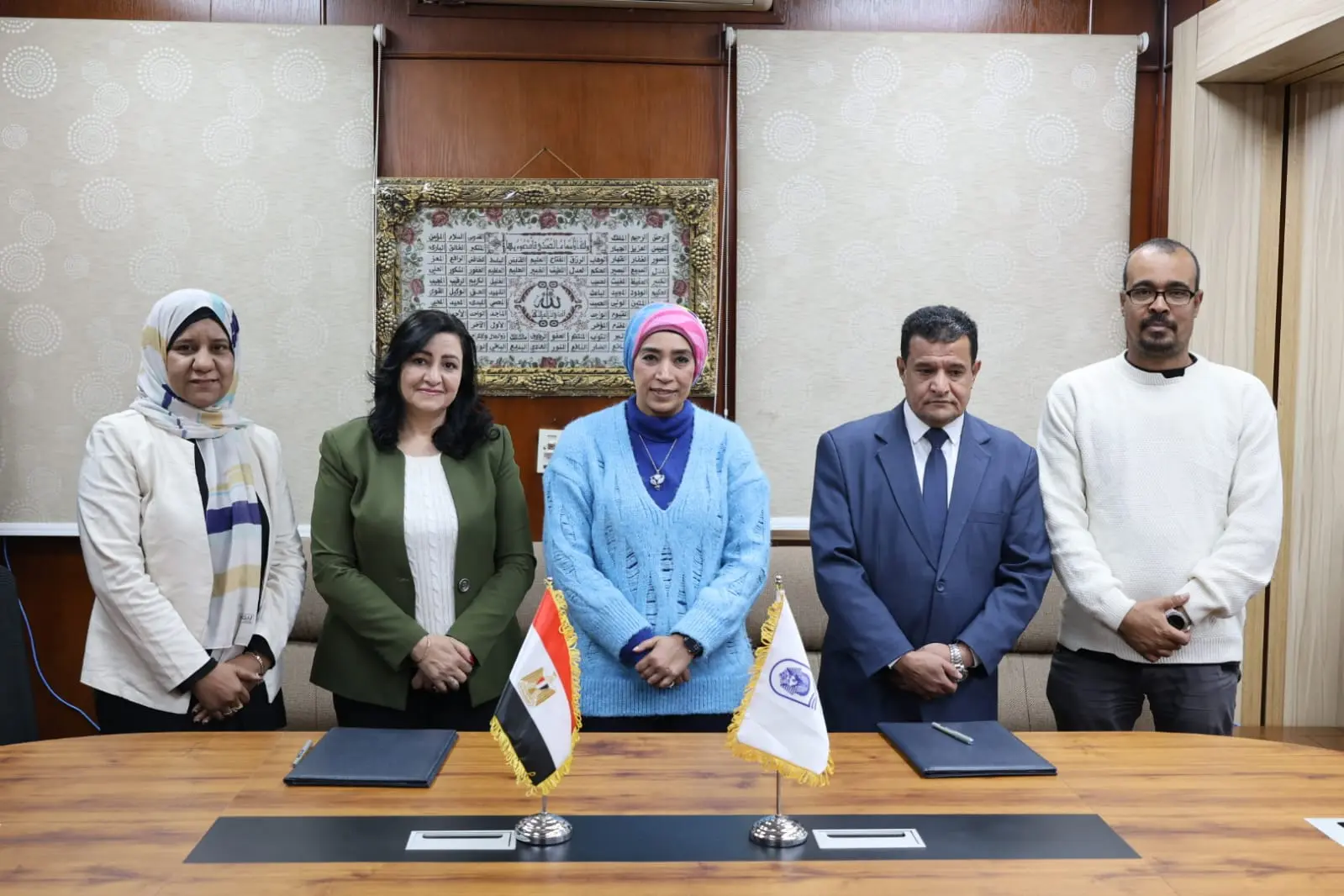 جامعة الأقصر تعزز شراكتها المجتمعية بتوقيع بروتوكول تعاون لتنفيذ برنامج تدريبي متكامل للطلاب - 1000455165