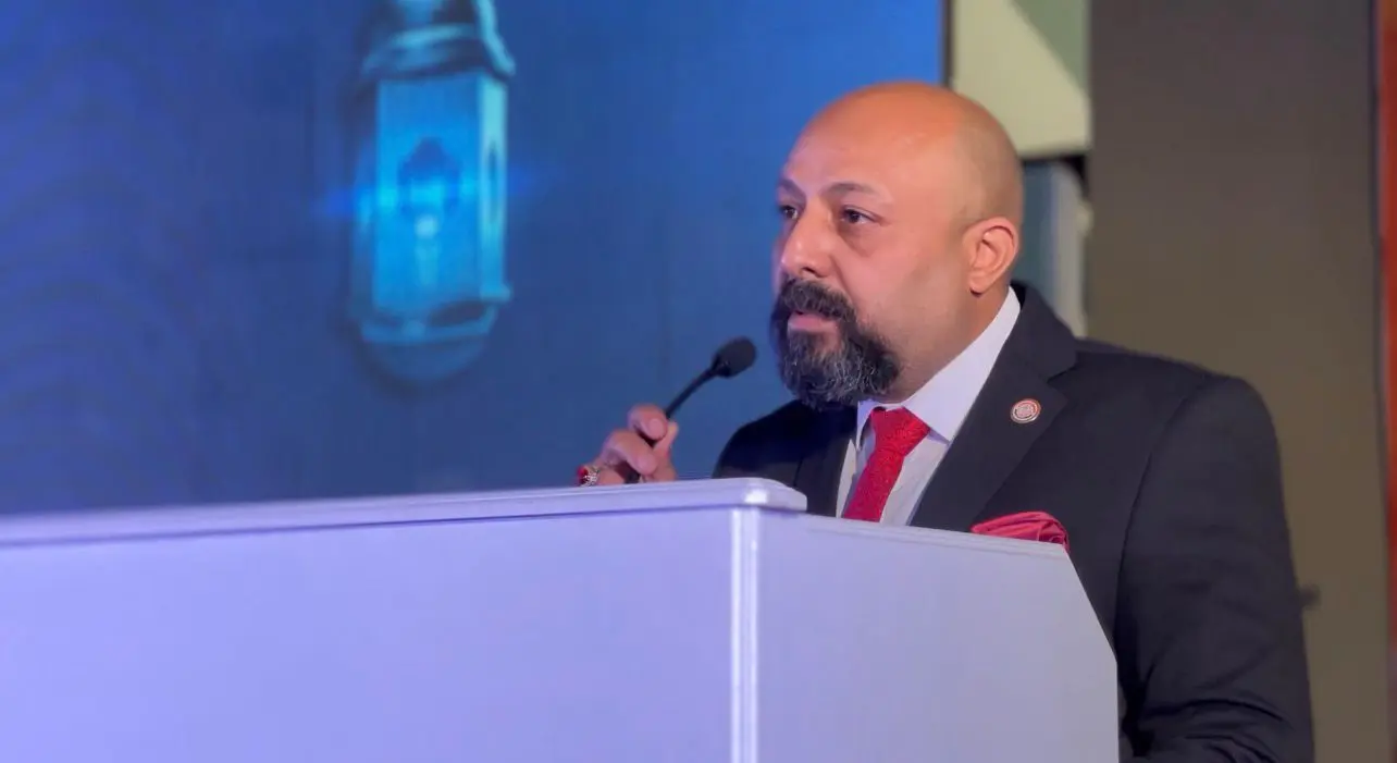 جامعتي الأقصر الحكومية  والأهلية وأسرة طلاب من أجل مصر ينظمون أكبر إفطار رمضاني بالمحافظة - 1000460311