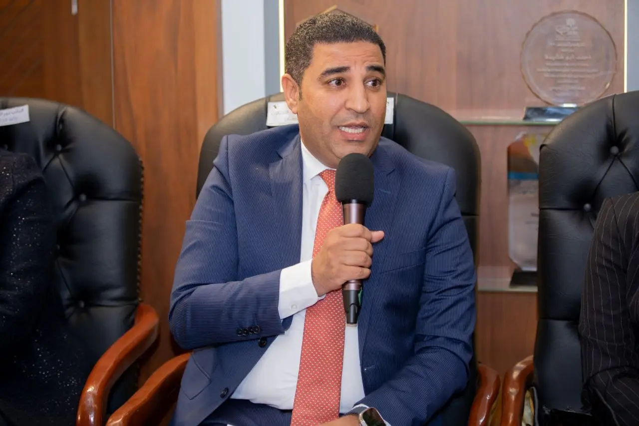 حزب الشعب الجمهوري يناقش مشروع قانون حماية الطفل من المؤثر الرقمي - 1000460997