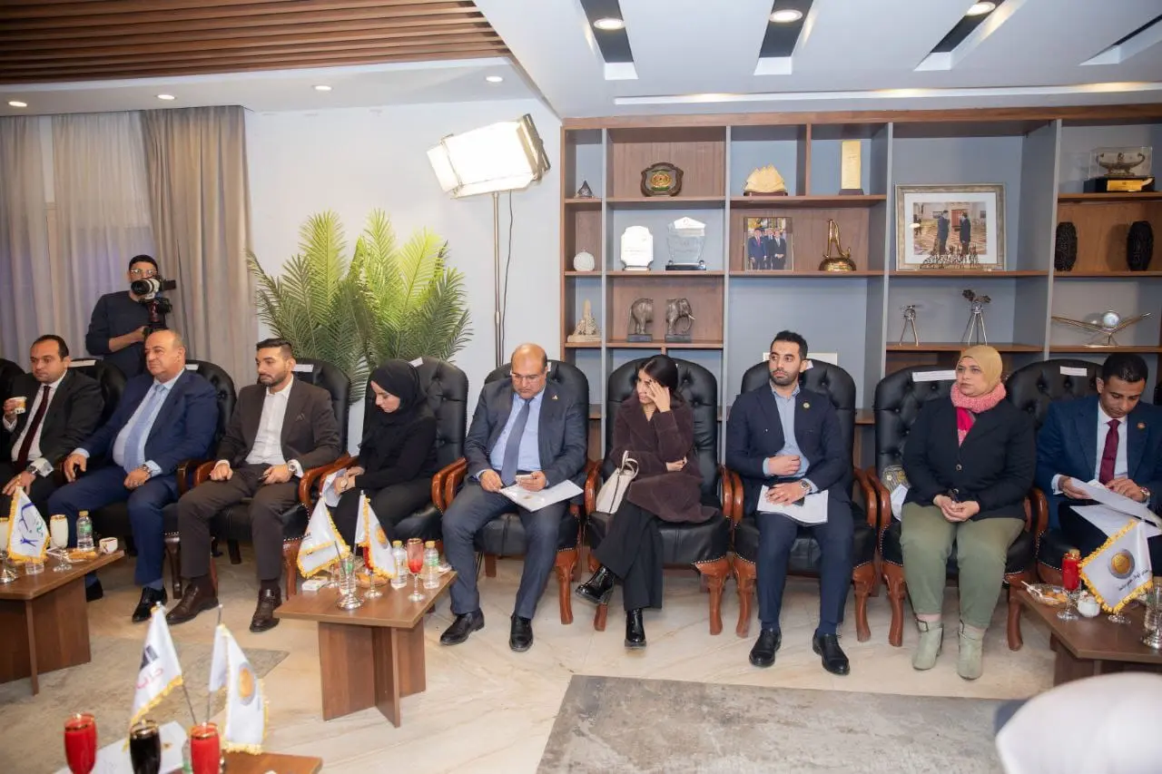 حزب الشعب الجمهوري يناقش مشروع قانون حماية الطفل من المؤثر الرقمي - 1000461009