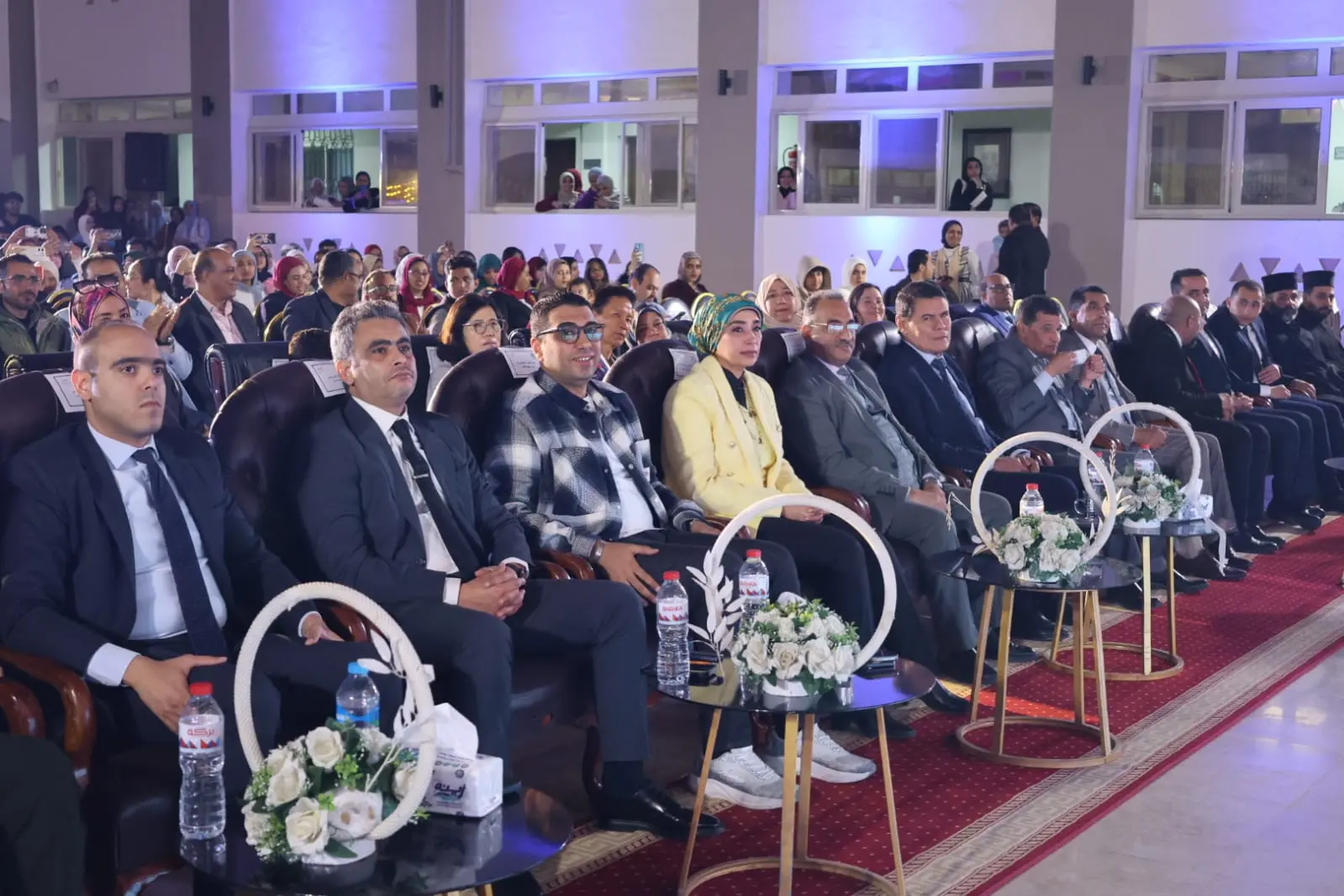 جامعتي الأقصر الحكومية  والأهلية وأسرة طلاب من أجل مصر ينظمون أكبر إفطار رمضاني بالمحافظة - 1000462169