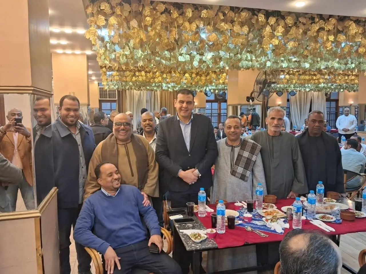 حفل إفطار جماعي وتكريم المتميزين بقطاعات مصر العليا لتوزيع الكهرباء
