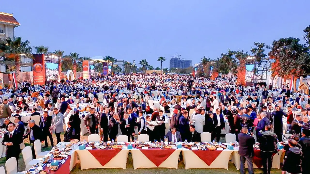 بحضور وزير الشباب والرياضة ومشاركة 4 آلاف عضو.. حزب الشعب الجمهوري يقيم حفل إفطاره الرمضاني السنوي من قلب العاصمة الجديد - 1000468184