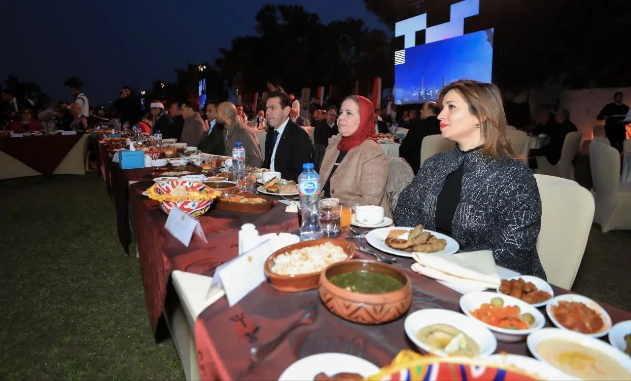 بحضور وزير الشباب والرياضة ومشاركة 4 آلاف عضو.. حزب الشعب الجمهوري يقيم حفل إفطاره الرمضاني السنوي من قلب العاصمة الجديد - 1000468229