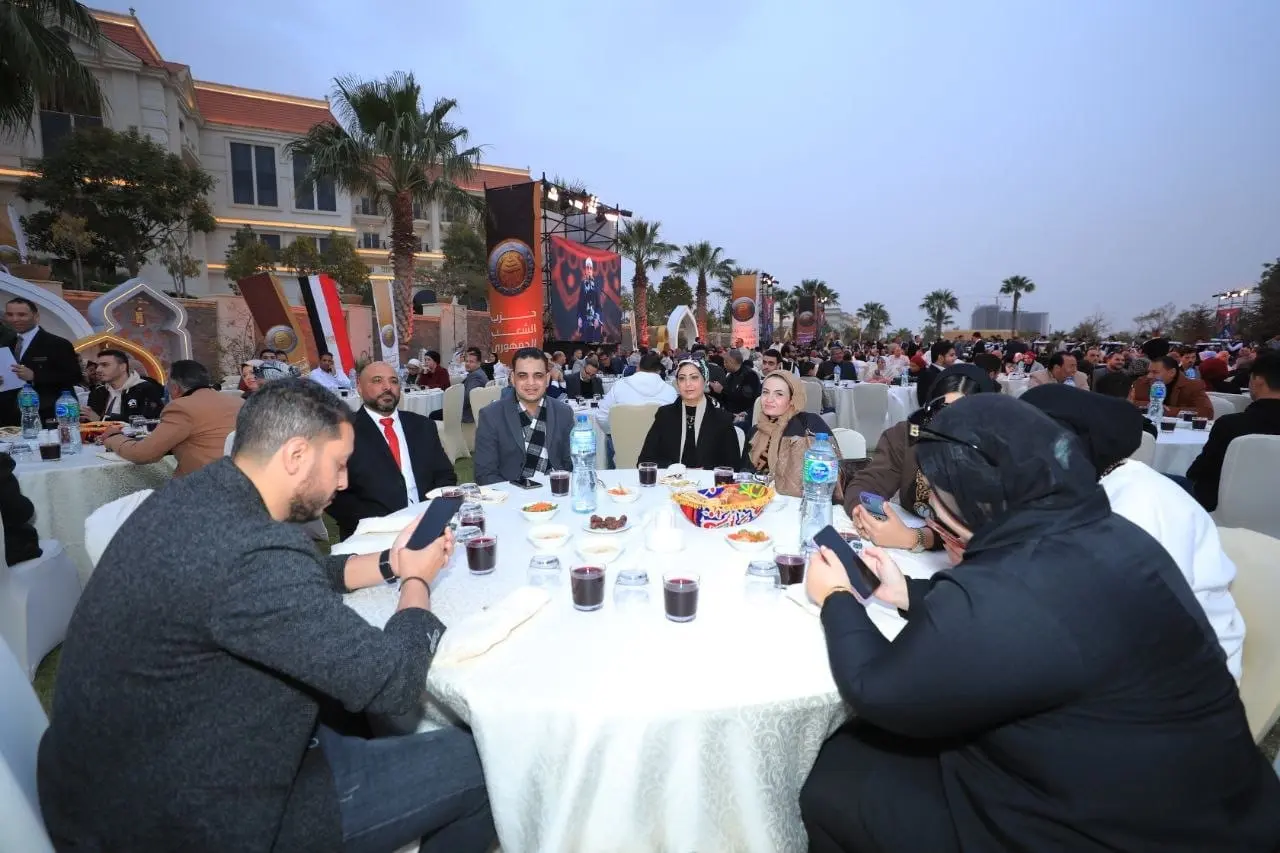 بحضور وزير الشباب والرياضة ومشاركة 4 آلاف عضو.. حزب الشعب الجمهوري يقيم حفل إفطاره الرمضاني السنوي من قلب العاصمة الجديد - 1000468269
