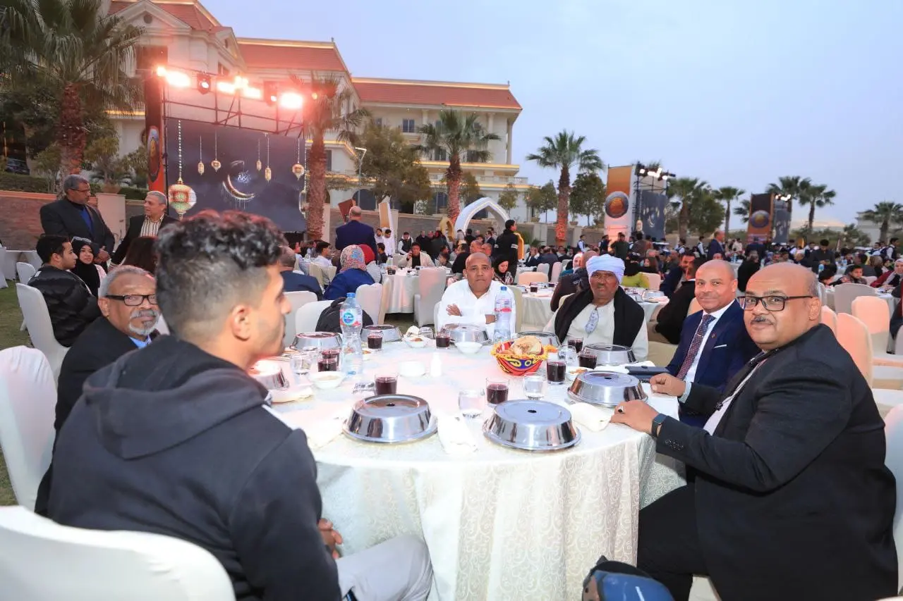 بحضور وزير الشباب والرياضة ومشاركة 4 آلاف عضو.. حزب الشعب الجمهوري يقيم حفل إفطاره الرمضاني السنوي من قلب العاصمة الجديد - 1000468275