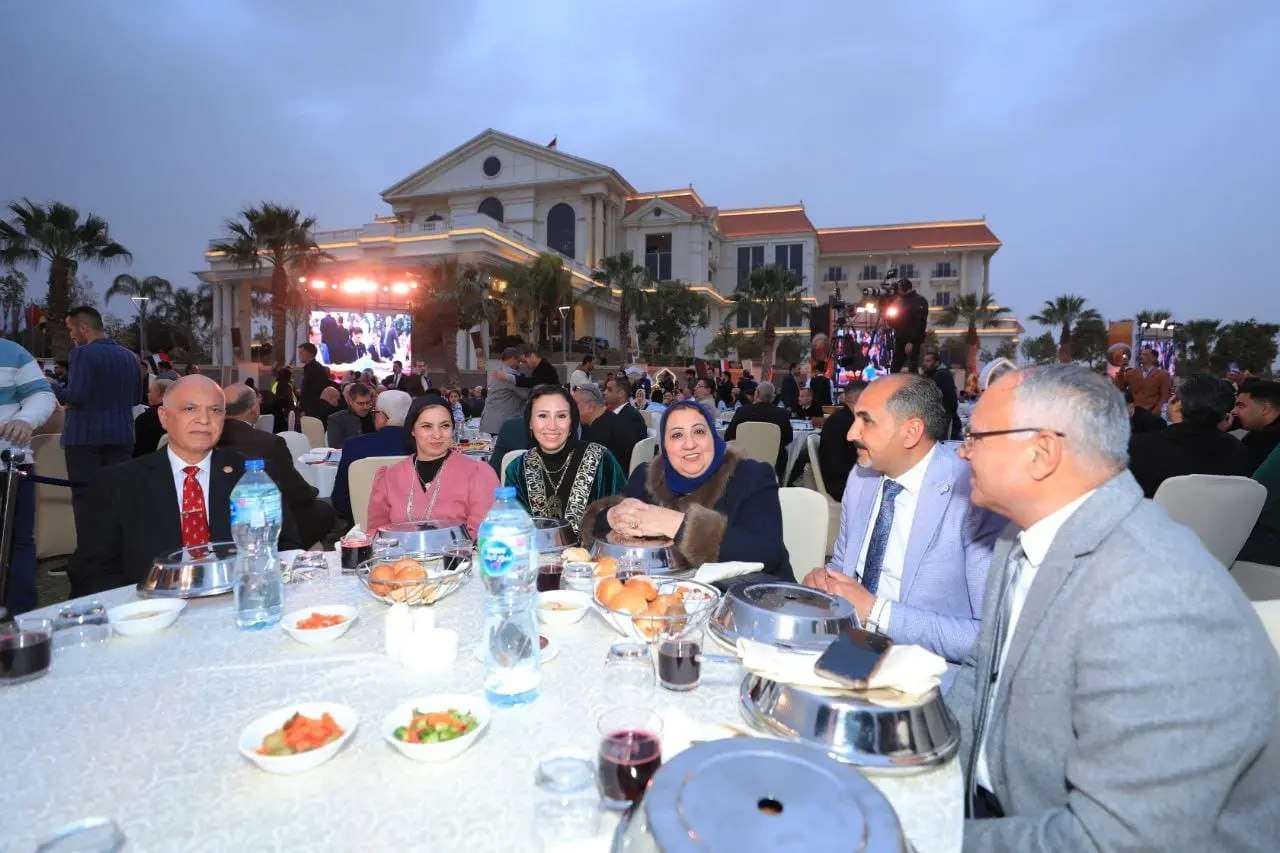 بحضور وزير الشباب والرياضة ومشاركة 4 آلاف عضو.. حزب الشعب الجمهوري يقيم حفل إفطاره الرمضاني السنوي من قلب العاصمة الجديد - 1000468278