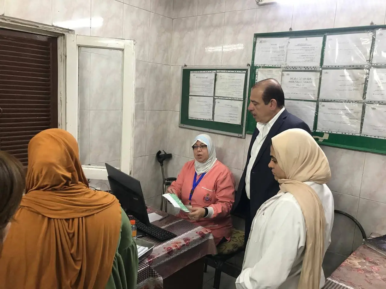 نائب وزير الصحة يحيل مديرة الأمومة والطفولة بمنطقة المعادي الطبية للتحقيق - 1000468342
