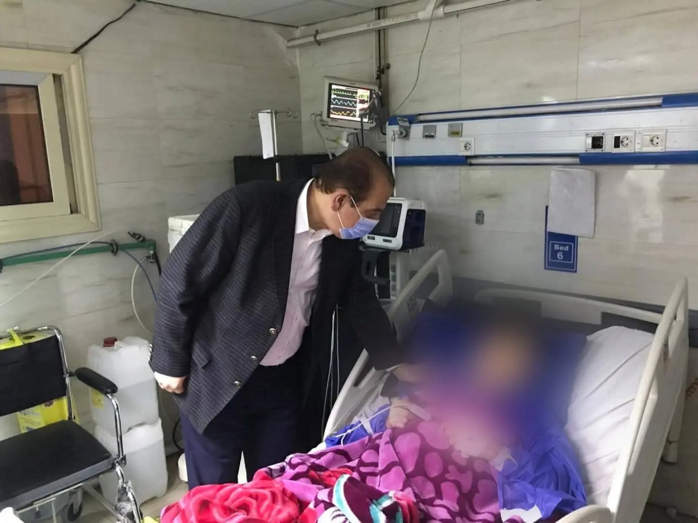 مكافأة أسبوعين للعاملين بمركز سراي القبة الطبي.. وإحالة إدارة مستشفى الزاوية للتحقيق - 1000475923