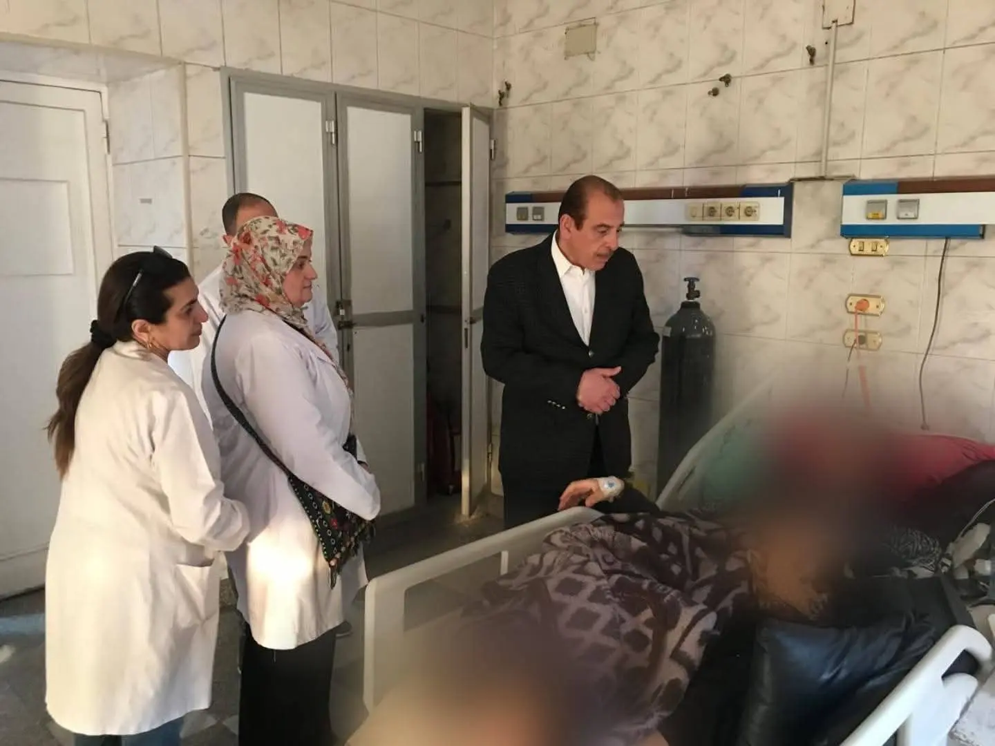 مكافأة أسبوعين للعاملين بمركز سراي القبة الطبي.. وإحالة إدارة مستشفى الزاوية للتحقيق - 1000475924