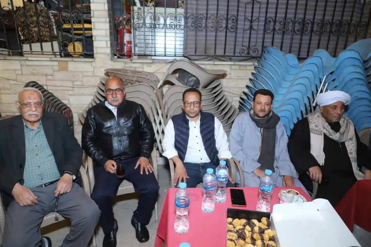 "الشعب الجمهوري" يكرم 100 من حفظة القرآن الكريم في احتفالية رمضانية بنجع حمادي - 1000478753