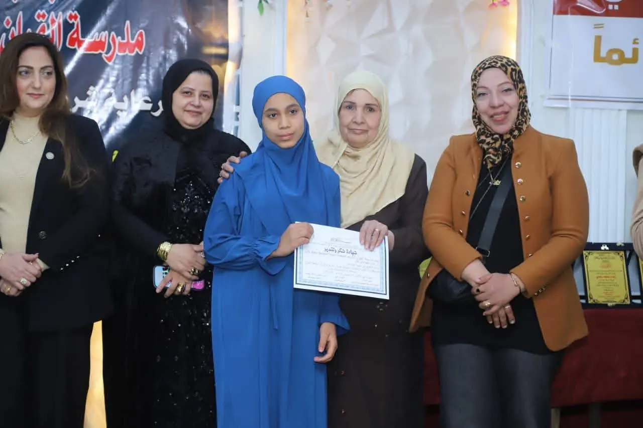 "الشعب الجمهوري" يكرم 100 من حفظة القرآن الكريم في احتفالية رمضانية بنجع حمادي - 1000478771