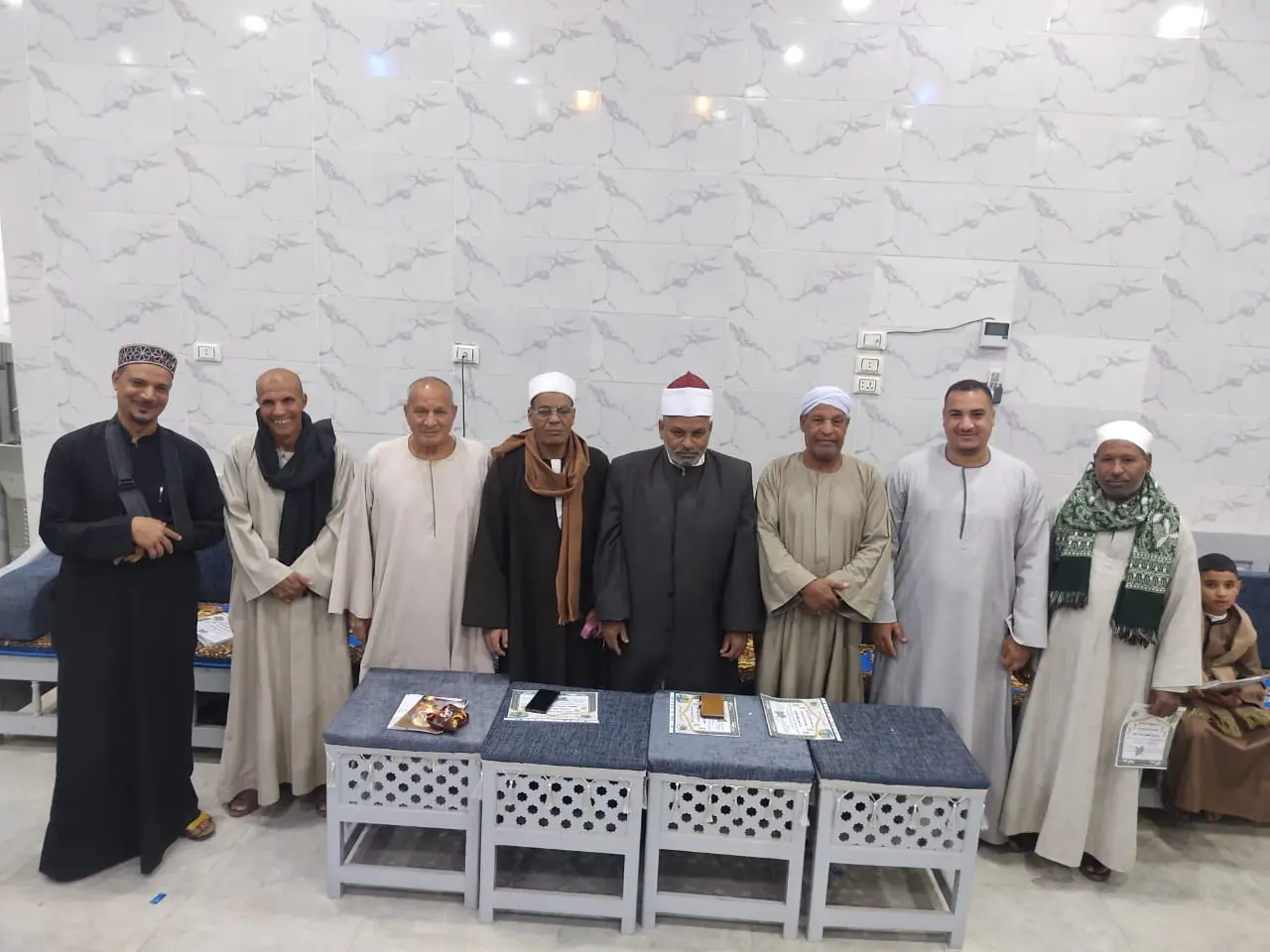 تكريم 135 من حفظة القرآن الكريم في احتفالية كبرى بقرية الحرزات بنقادة - 1000479115