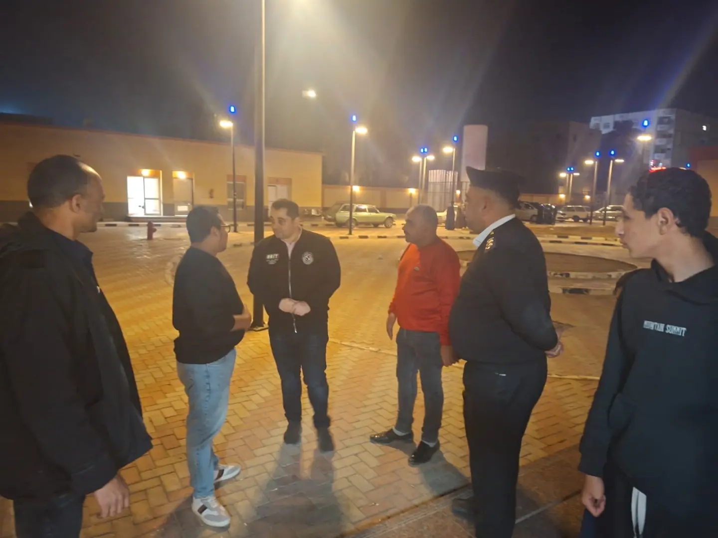 وكيل صحة قنا يفاجئ مستشفى أبوتشت المركزي بجولة مسائية لمتابعة جاهزية الخدمات خلال عيد الفطر - 1000479903